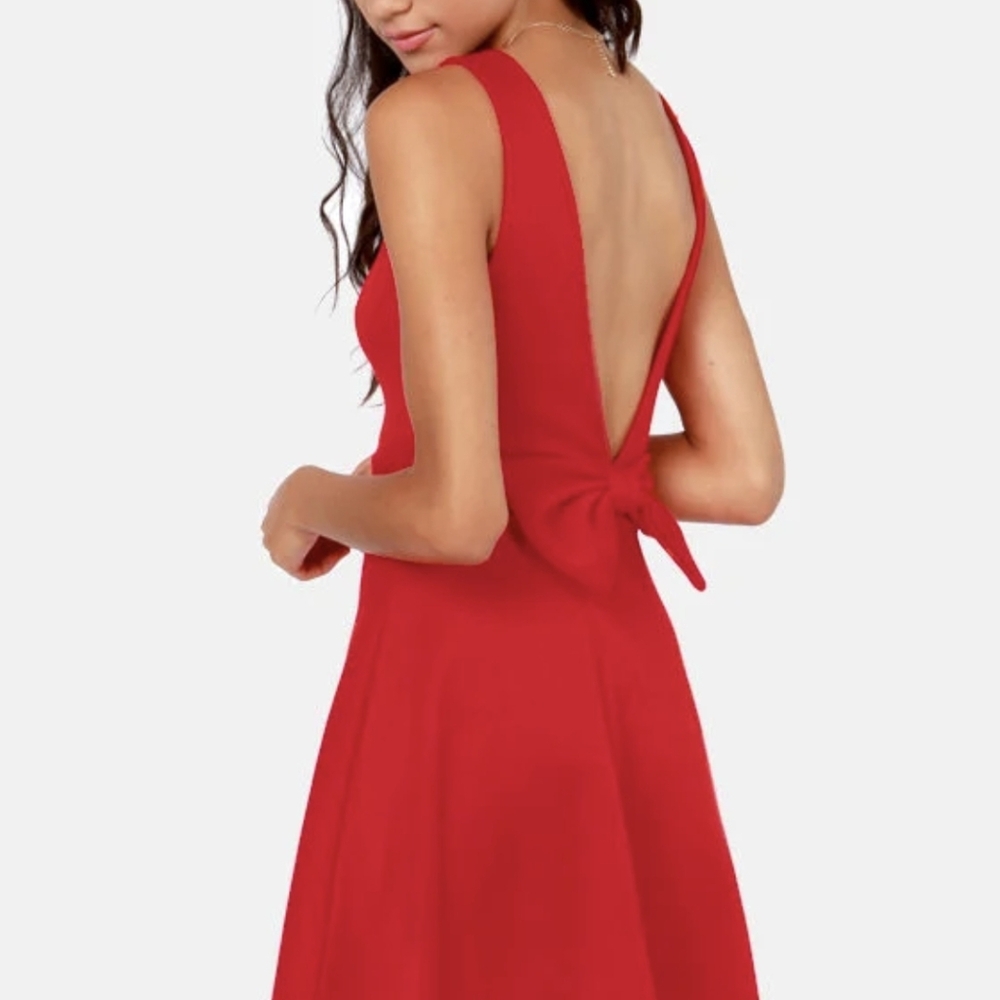 Lulu's red v back bow dress